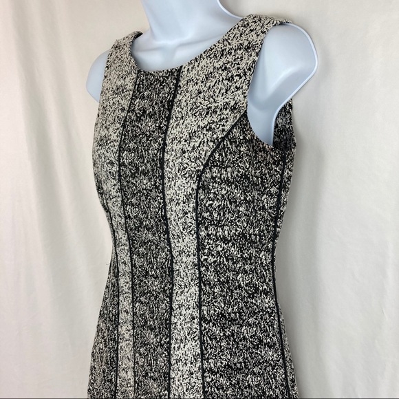 𝅺H&M Dress - Picture 2 of 7